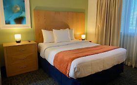 Ficus Hotel  3*